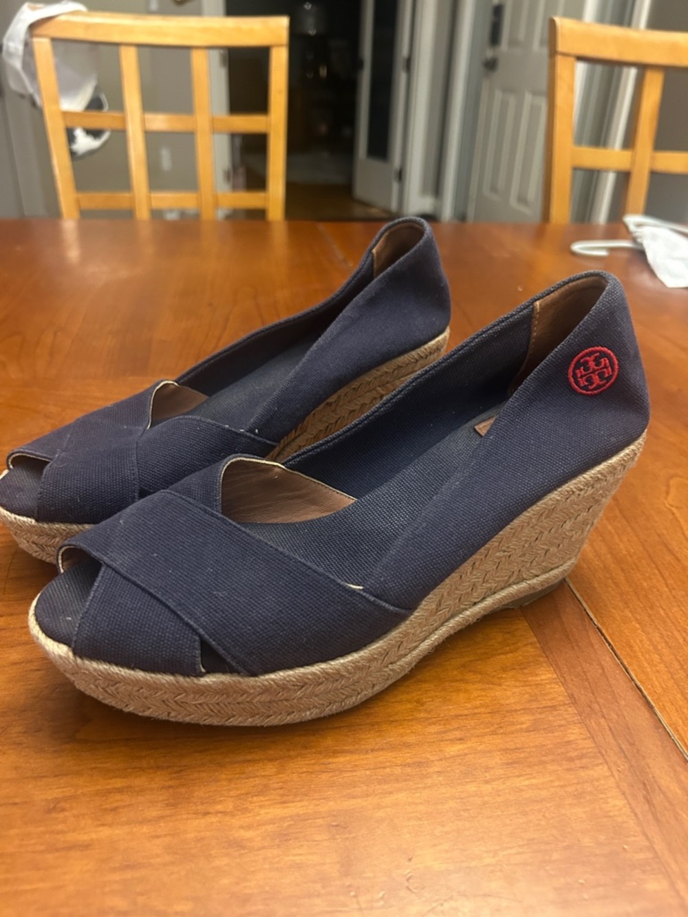 TORY BURCH

Filipia Espadrille Wedges size 9